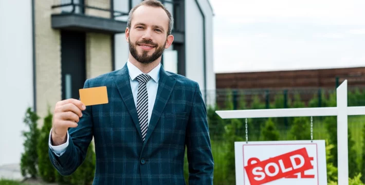 The Benefits of Hiring a Real Estate Agent When Buying or Selling