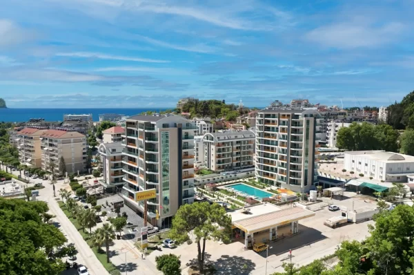 Luxury Living by the Sea: 102 Flats in a Peaceful and Comfortable Setting
