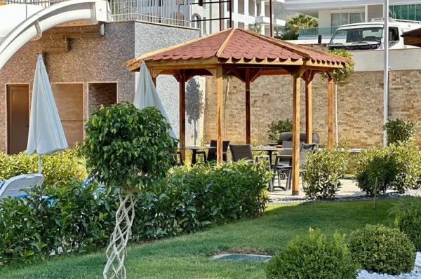 Luxury Living by the Sea: 102 Flats in a Peaceful and Comfortable Setting