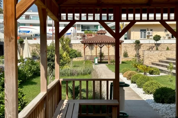 Luxury Living by the Sea: 102 Flats in a Peaceful and Comfortable Setting