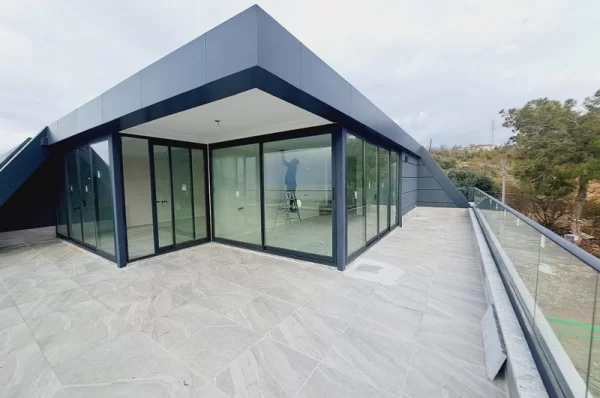 New Construction Villa with Private Pool in İncekum, Alanya