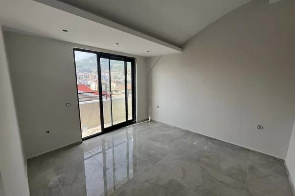 Oba'da Lüks Yaşam: Alanya'da Satılık Yeni 3+1 Penthouse Dubleks Daireler