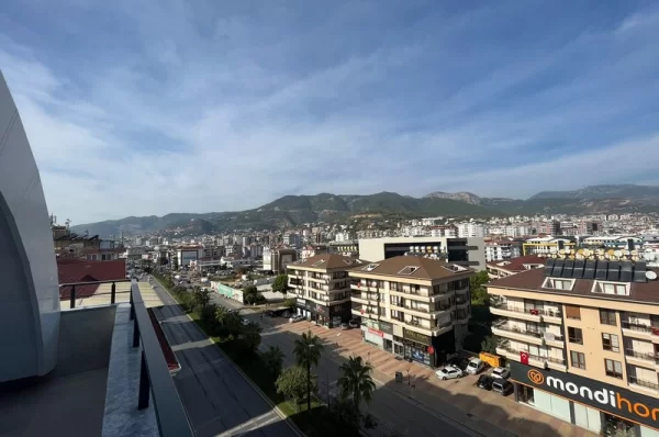 Oba'da Lüks Yaşam: Alanya'da Satılık Yeni 3+1 Penthouse Dubleks Daireler
