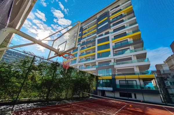 Alanya'da Deniz Manzaralı Lüks Sahil Daireleri