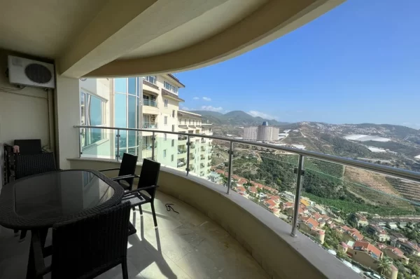 Experience Ultimate Luxury Living with Stunning Views: 2+1 Apartment in Kargicak