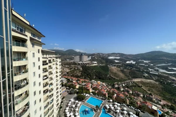 Experience Ultimate Luxury Living with Stunning Views: 2+1 Apartment in Kargicak