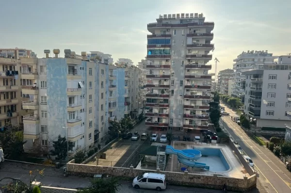 Luxurious Fully Furnished 2+1 Apartment with Pool View in Alanya, Mahmutlar