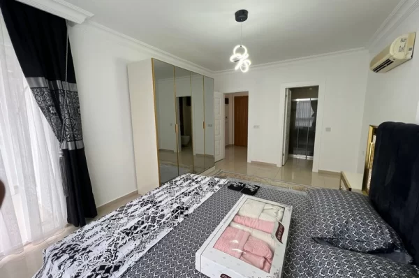 Deniz Kenarında Lüks Yaşam: Alanya Mahmutlar'da Satılık Muhteşem 2+1 Daire
