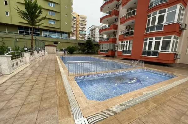 Plaja Sadece 250 Metre Uzaklıkta Full Eşyalı 125m2 Daire