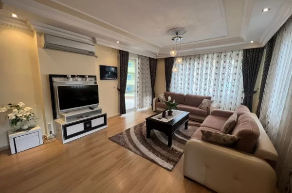 Plaja Sadece 250 Metre Uzaklıkta Full Eşyalı 125m2 Daire