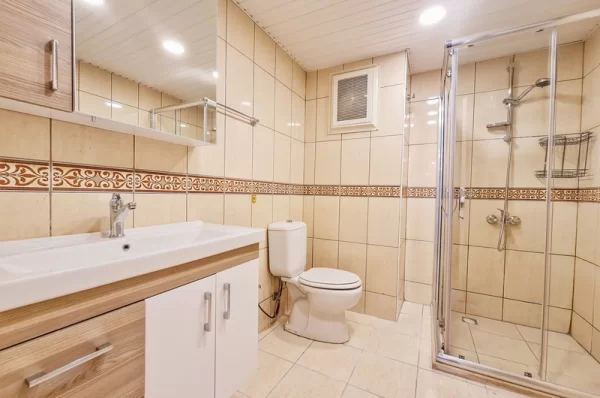 Luxury Living in Mahmutlar: Fully Furnished 2-Bedroom Apartment with Amazing Amenities