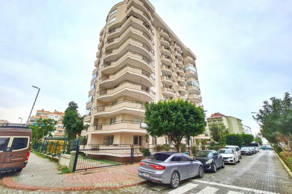 Luxury Living in Mahmutlar: Fully Furnished 2-Bedroom Apartment with Amazing Amenities
