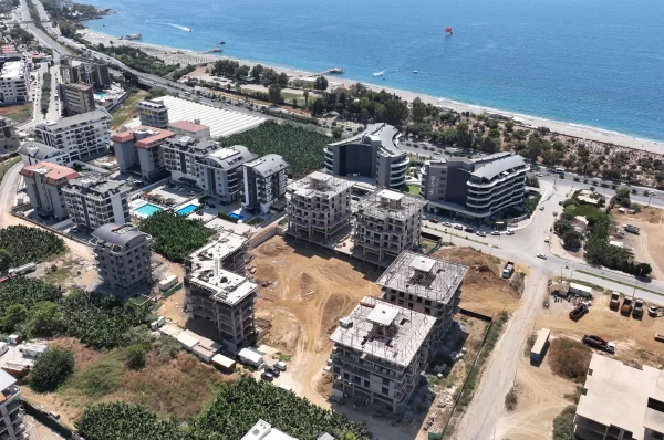 Lüksün İçinde Rahatlayın: Alanya'da Masmavi Denize Sadece Birkaç Adım Uzaklıkta Satılık Yeni Dairele