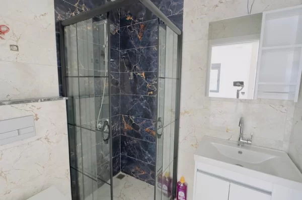 Alanya'da Denize Yakın Satılık Lüks, Modern ve Tam Donanımlı Daireler: Keşfedin