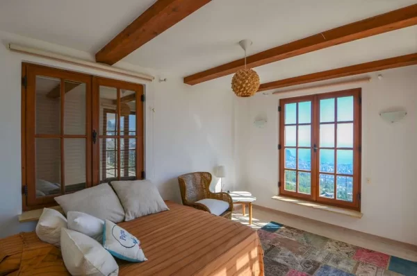 Escape to Paradise: Exquisite Sea View 5+2 Luxury Villa for Sale in Alanya