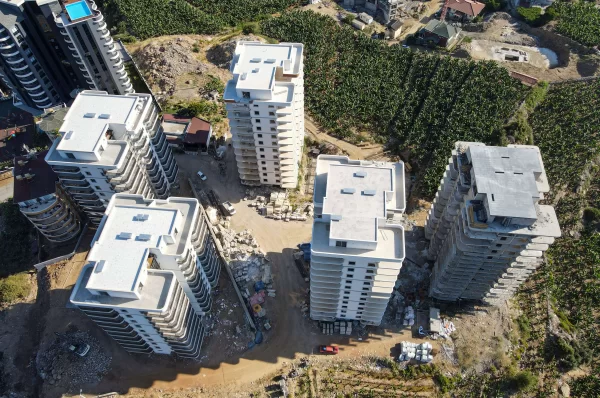 Nefes Kesen Deniz ve Dağ Manzaraları: Alanya'daki Mükemmel Dinlenme Yerinizi Keşfedin