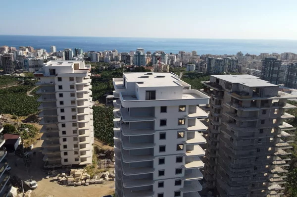 Nefes Kesen Deniz ve Dağ Manzaraları: Alanya'daki Mükemmel Dinlenme Yerinizi Keşfedin