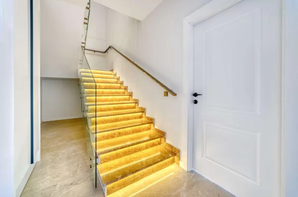 Experience the Epitome of Modern Living: Ultra-Modern 3+1 Apartment with Full Facilities in Alanya