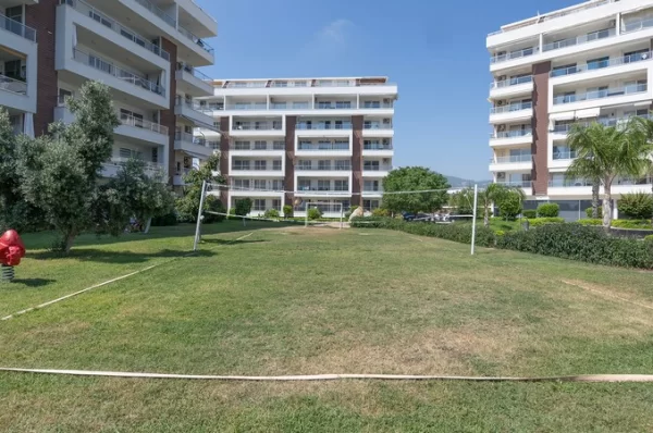 In the Lush Nature Fully Furnished 2+1 Apartment for Sale in alanya,Demirtas