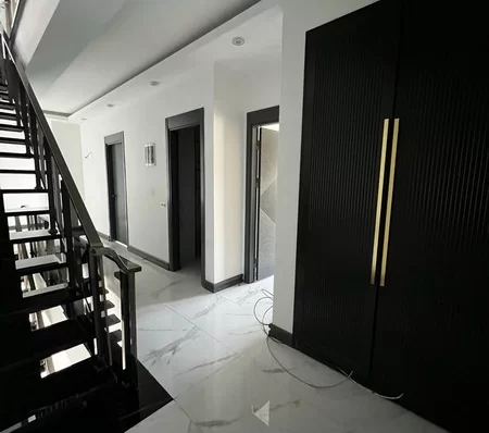 Alanya Kargıcak'ta Özel Paradise'ta Yaşayan Tripleks 6+1 Satılık Villa