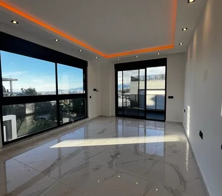 Alanya Kargıcak'ta Özel Paradise'ta Yaşayan Tripleks 6+1 Satılık Villa