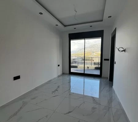 Alanya Kargıcak'ta Özel Paradise'ta Yaşayan Tripleks 6+1 Satılık Villa