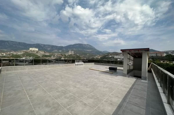 Alanya Kargıcak'ta Özel Paradise'ta Yaşayan Tripleks 6+1 Satılık Villa