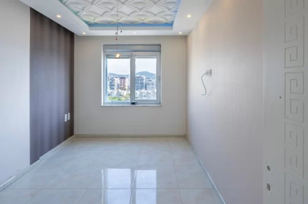 Alanya'da Kusursuz Tasarımlı 1+1 Denize Sıfır Son Derece Lüks Gayrimenkul