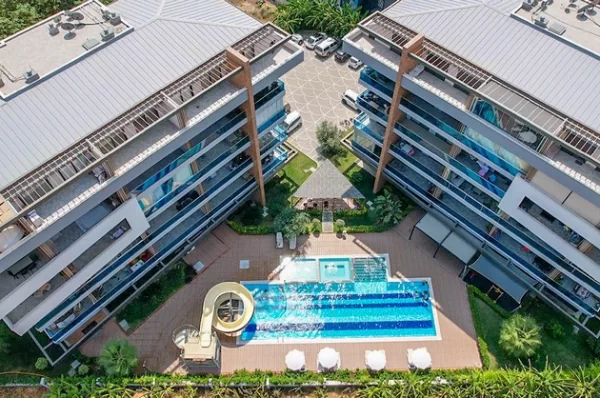 Lüks Yaşamın Özünü Keşfedin Alanya Oba'da 3+1 Eşyalı Daire
