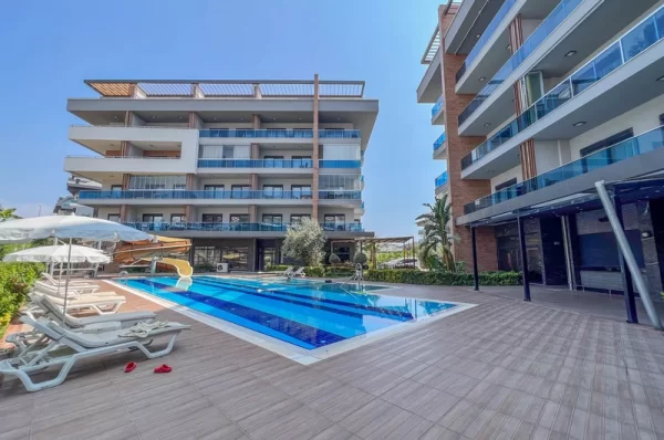 Lüks Yaşamın Özünü Keşfedin Alanya Oba'da 3+1 Eşyalı Daire