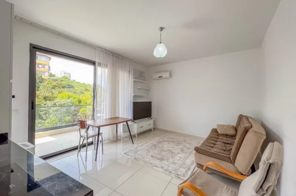 Alanya Kestel'de Sahile 500 Metre Uygun Fiyatlı Eşyalı 1+1 Daire