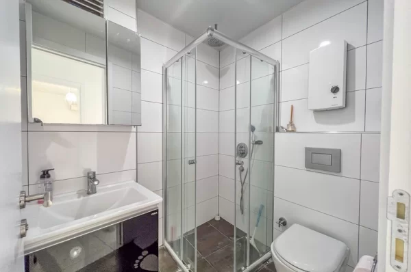 Alanya Kestel'de Sahile 500 Metre Uygun Fiyatlı Eşyalı 1+1 Daire