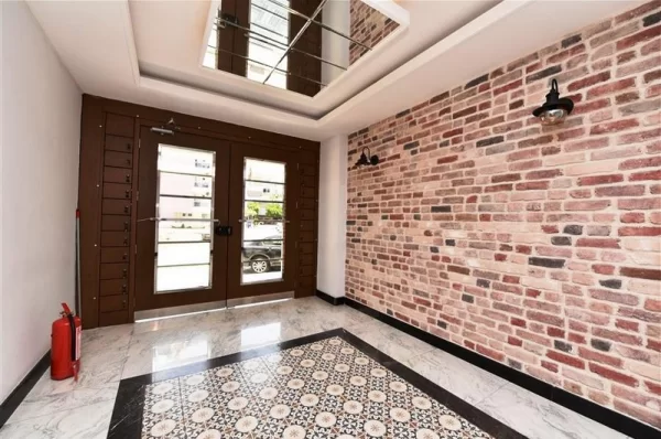 Reflection of Urban Life with 1+1 Apartment in the Center of Alanya