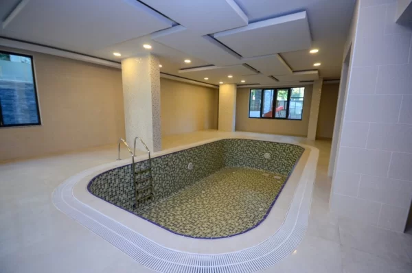 Embrace the Luxurious Life in the Heart of Alanya 5+1 Penthouse