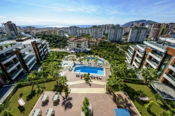 3+1 Penthouse and Ground Floor Properties for Sale in Alanya,Cikcilli