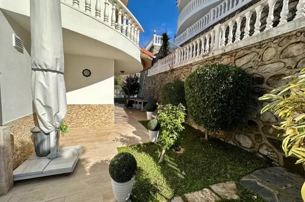 First Class Sea View Luxurious Villa for Sale in Alanya, Kargıcak