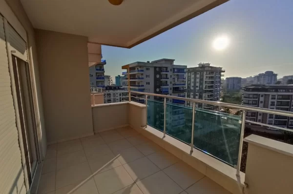 Alanya Mahmutlar'da Full Mobilyalı İki Yatak Odalı Yüksek Getirili Yatırımlık Gayrimenkul