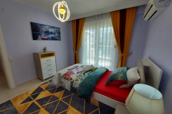Alanya Mahmutlar'da Full Mobilyalı İki Yatak Odalı Yüksek Getirili Yatırımlık Gayrimenkul