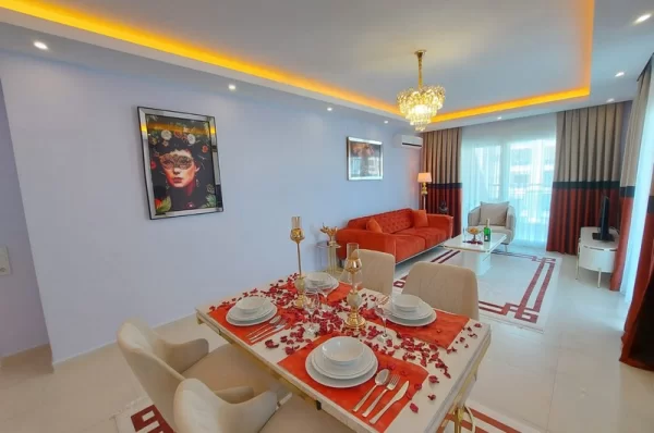 Alanya Mahmutlar'da Full Mobilyalı İki Yatak Odalı Yüksek Getirili Yatırımlık Gayrimenkul