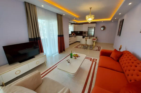 Alanya Mahmutlar'da Full Mobilyalı İki Yatak Odalı Yüksek Getirili Yatırımlık Gayrimenkul