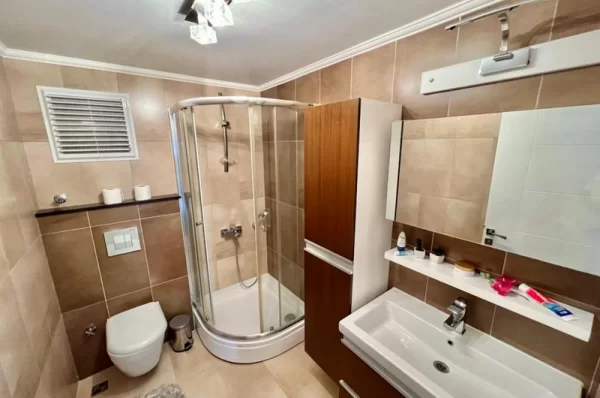 Alanya'da Deniz Manzaralı Full Eşyalı 2+1 Satılık Özel Mülk