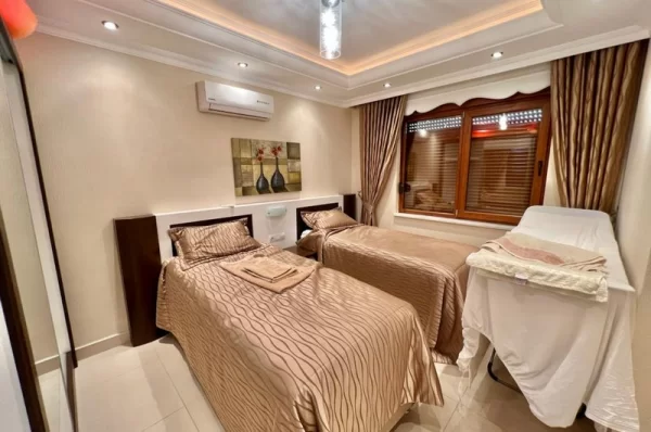 Alanya'da Deniz Manzaralı Full Eşyalı 2+1 Satılık Özel Mülk