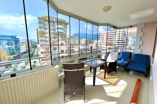 Alanya'da Deniz Manzaralı Full Eşyalı 2+1 Satılık Özel Mülk