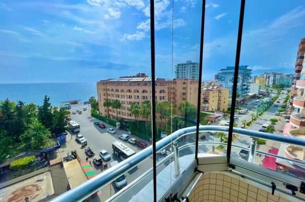 Alanya'da Deniz Manzaralı Full Eşyalı 2+1 Satılık Özel Mülk