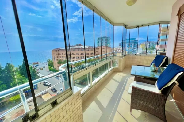 Alanya'da Deniz Manzaralı Full Eşyalı 2+1 Satılık Özel Mülk