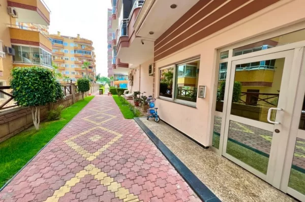 Alanya'da Deniz Manzaralı Full Eşyalı 2+1 Satılık Özel Mülk