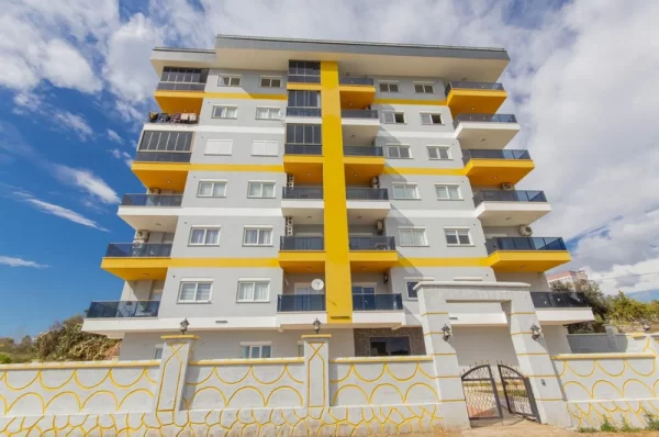 Discover the Exclusive 2 + 1 Apartment for Sale in Alanya, Demirtas