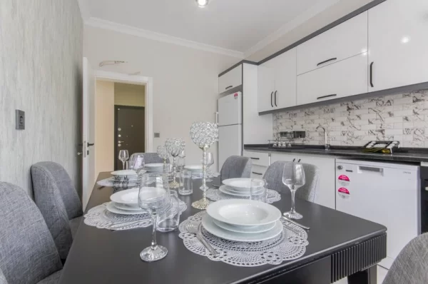 Discover the Exclusive 2 + 1 Apartment for Sale in Alanya, Demirtas