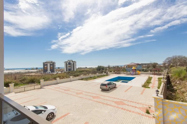 Discover the Exclusive 2 + 1 Apartment for Sale in Alanya, Demirtas
