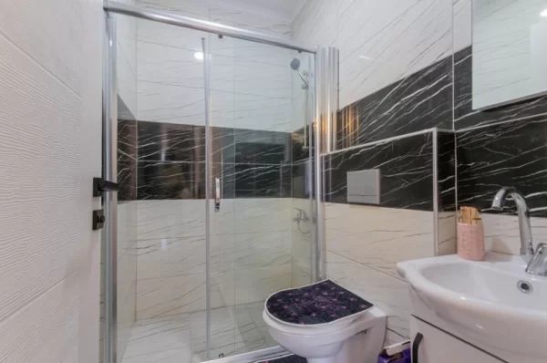 Discover the Exclusive 2 + 1 Apartment for Sale in Alanya, Demirtas